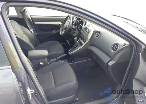 2009 Pontiac Vibe из США, поврежденный, VIN 5Y2SP670X9Z468940